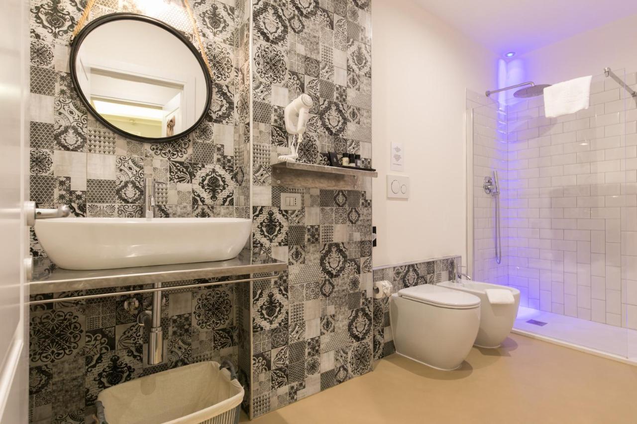 Trevi Contemporary Suite Rome Exterior photo